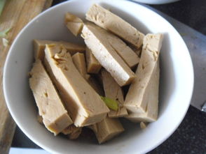 芹菜炒豆腐干的家常做法